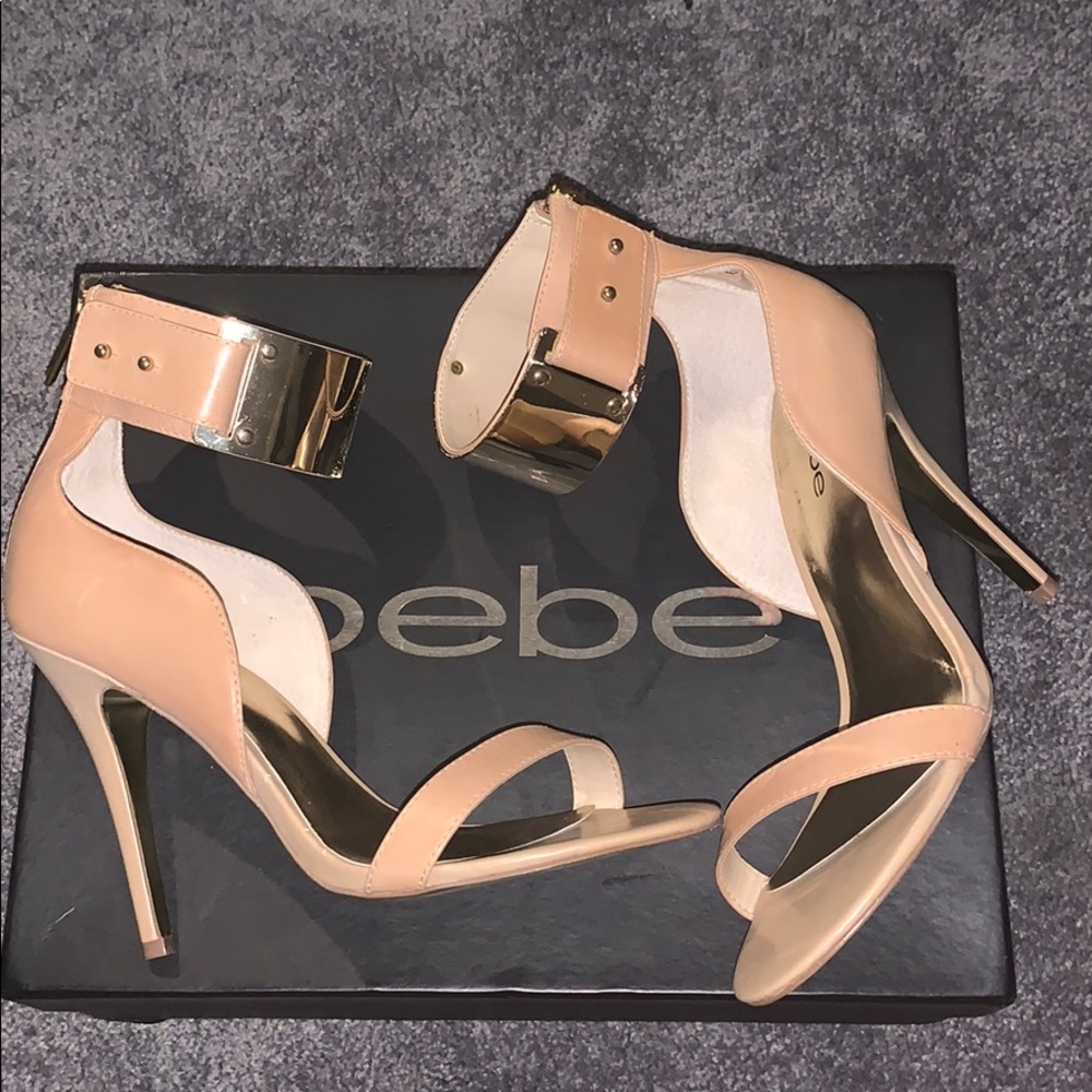 Bebe heels size 8
